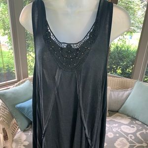 Knox Rose dark grey sleeveless beaded tunic NWT❣️